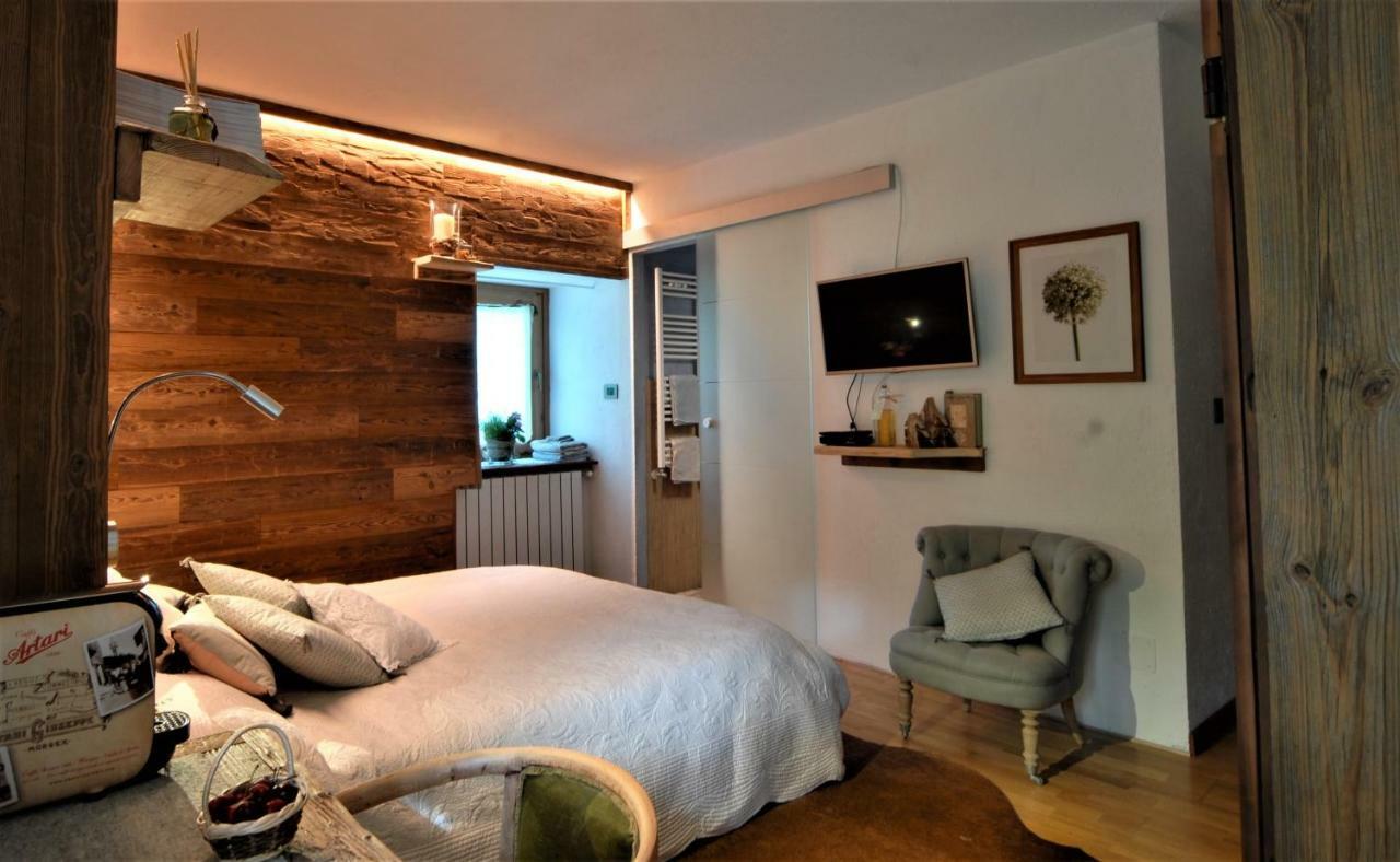 Bed and Breakfast Grange Epiney Bed E Breakfast à La Salle Extérieur photo